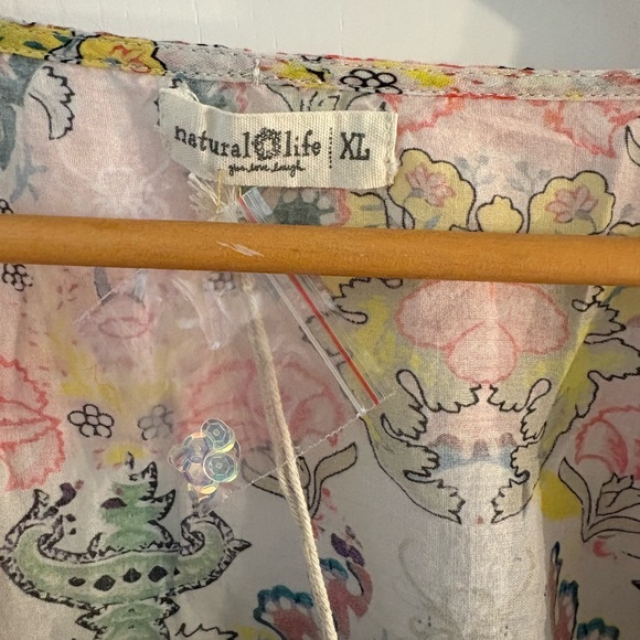 NATURAL LIFE Multicolor Floral Blouse🔥headed to thrift last drop - Picture 4 of 5